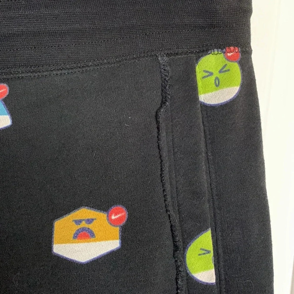 Like new men’s NIKE black printed pullon shorts size medium - Picture 4 of 7